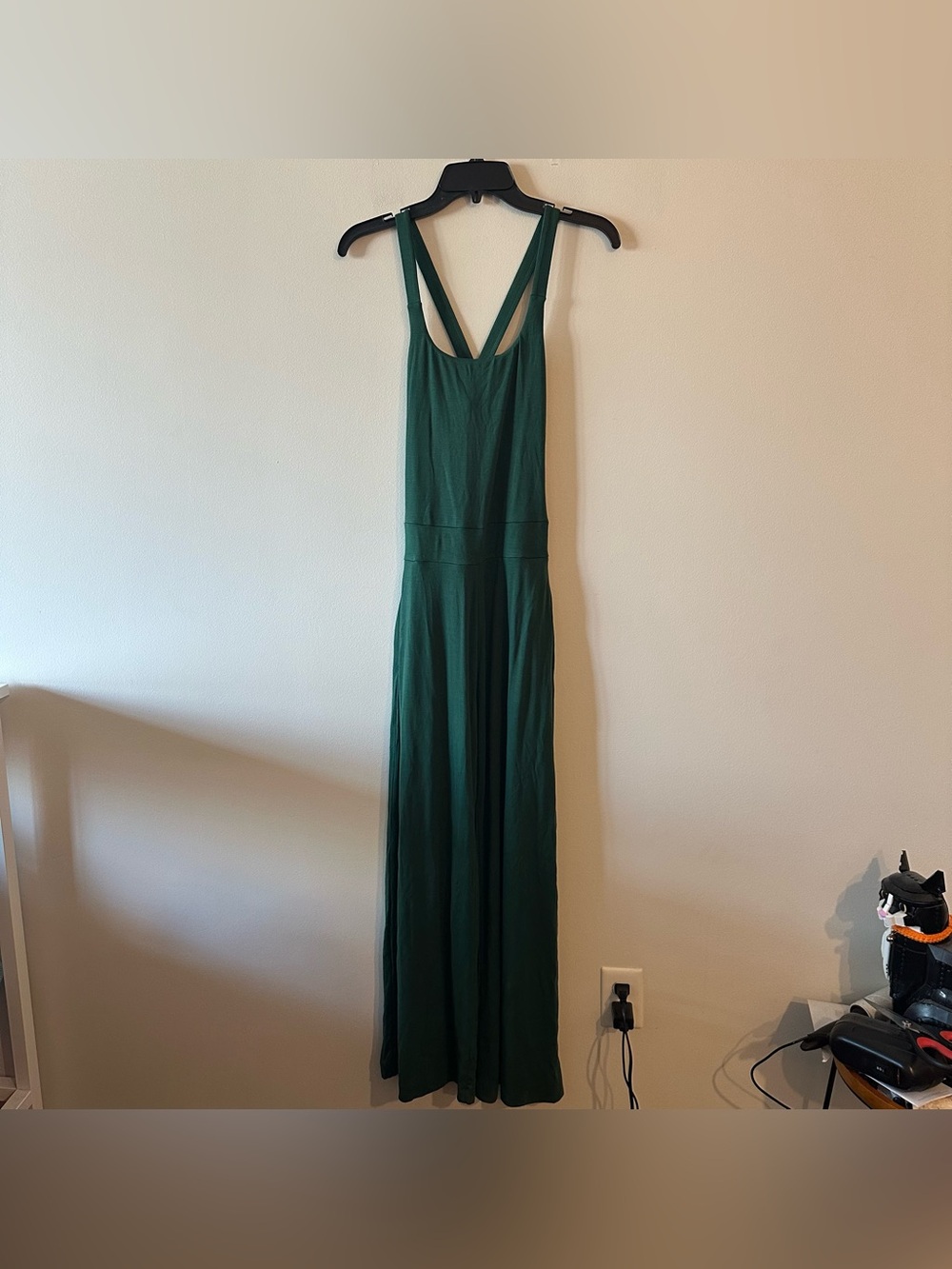 NEW Aria Lattner Everyday Jumpsuit Square Neck Wide Leg M Flare Green

l
